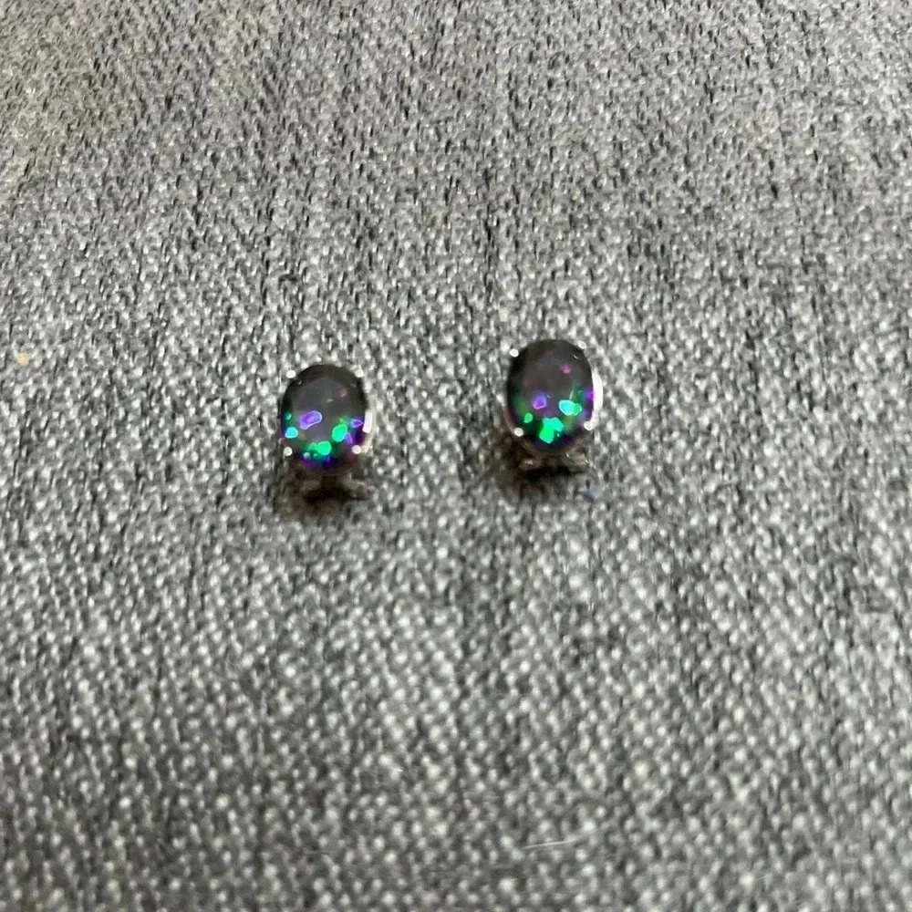 NWOT 10CT Northern Lights Quartz in Sterling Silver Earrings with Omega Backs - Picture 5 of 8
